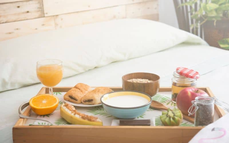 Do Doubletree Hotels Offer Free Breakfast? Everything You Need To Know ... How to choose hotels with free breakfast included