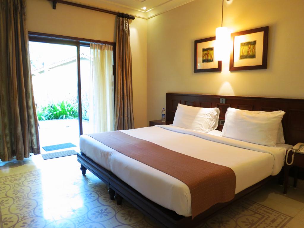 How to get discounts on luxury hotel stays